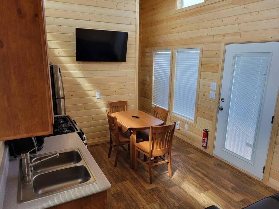 080 Tiny Home Nr Grand Canyon South Rim Sleeps 8 Валл Екстер'єр фото